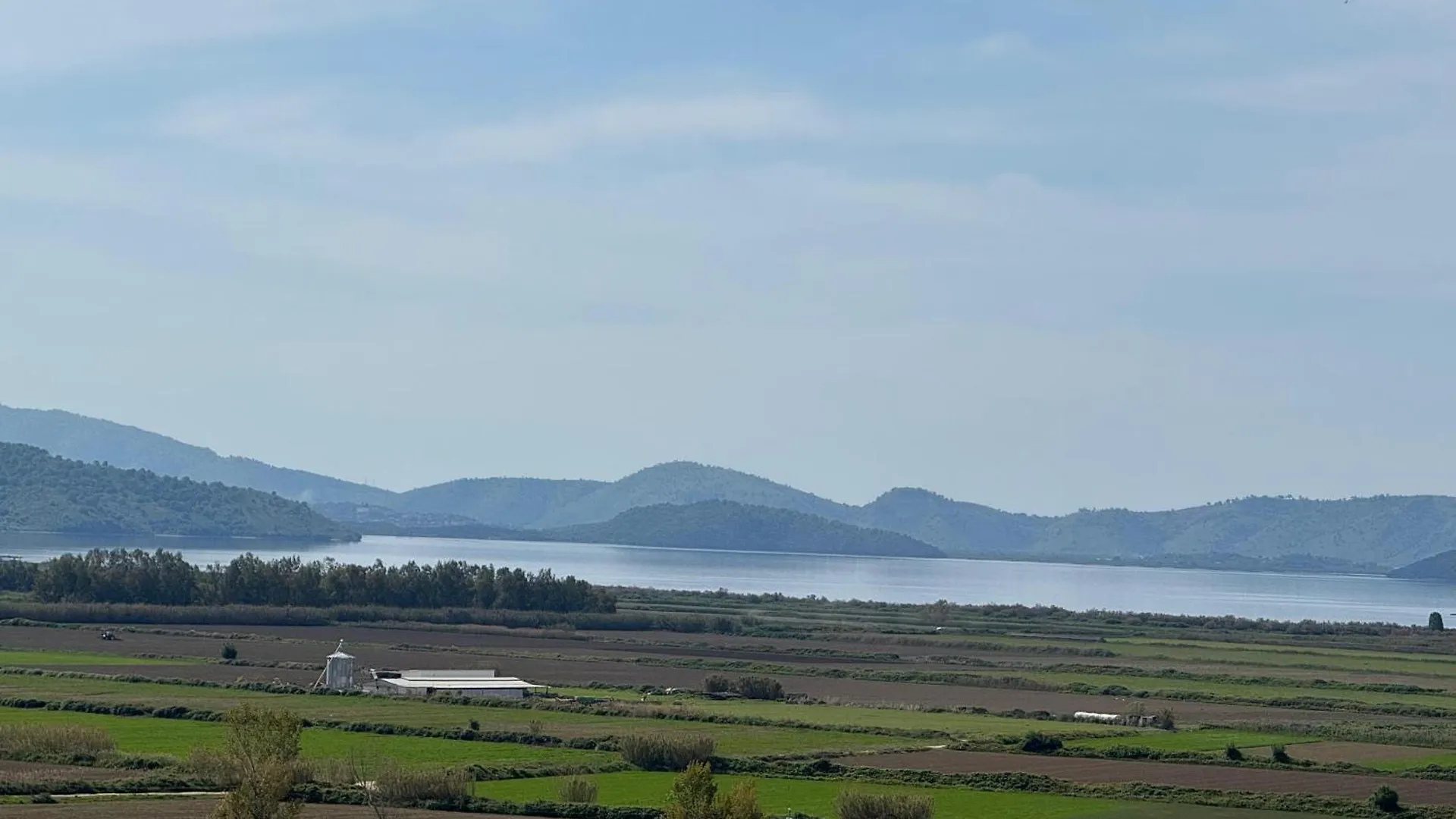 Panoramic Views Of Saranda Apartment