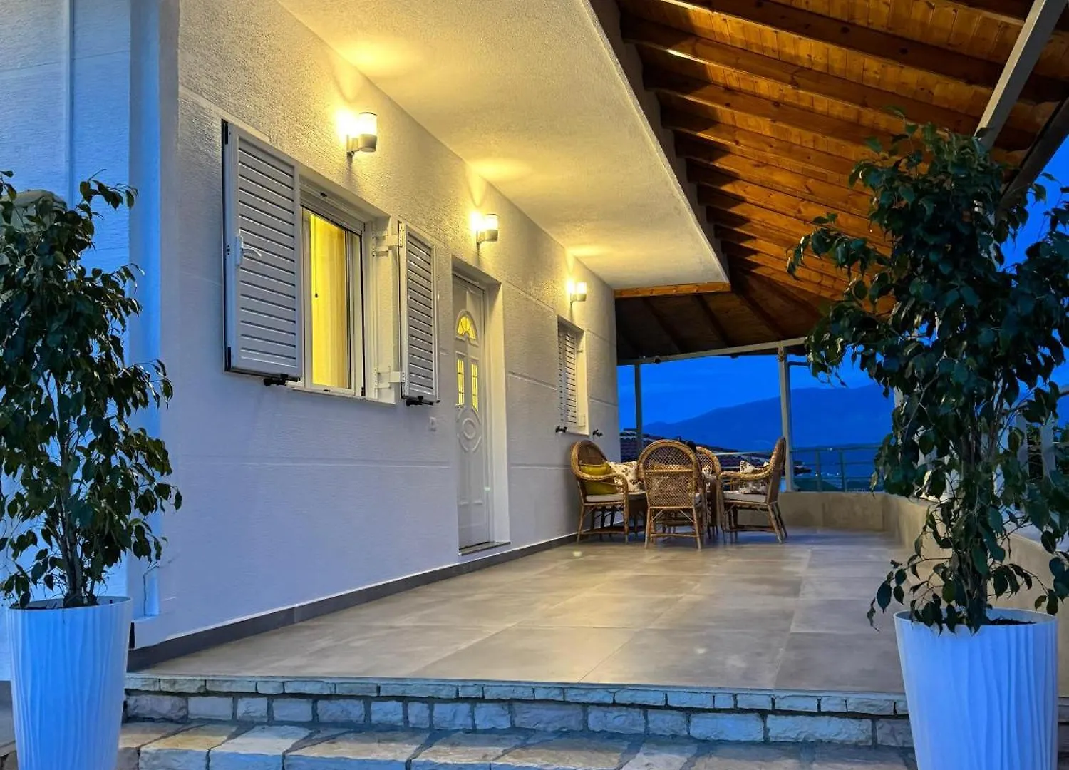 Panoramic Views Of Saranda Apartment Sarande